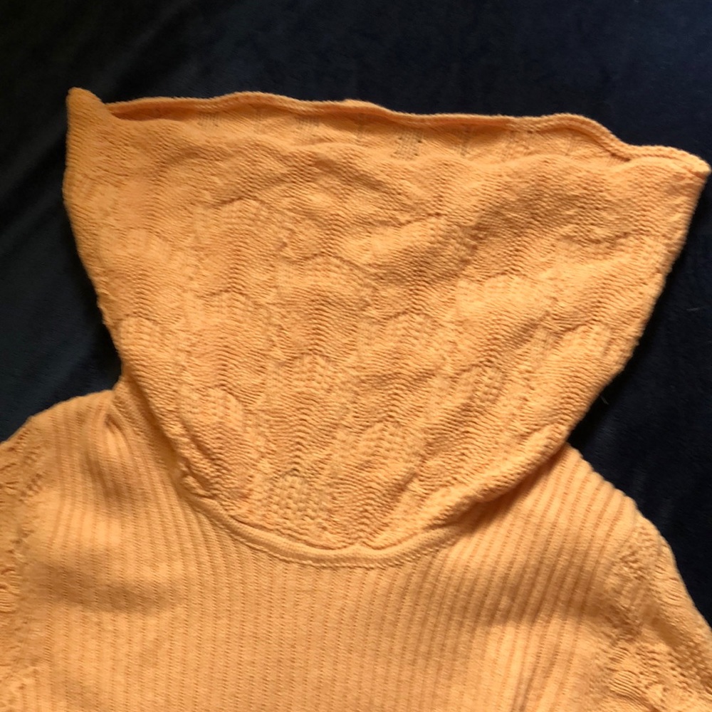 Sweater - Picture 4 of 5